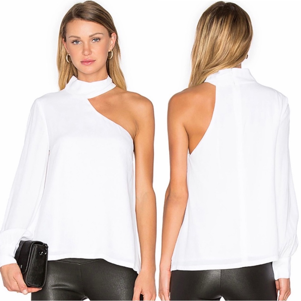 Elliatt White One-Shoulder Asymmetric Blouse